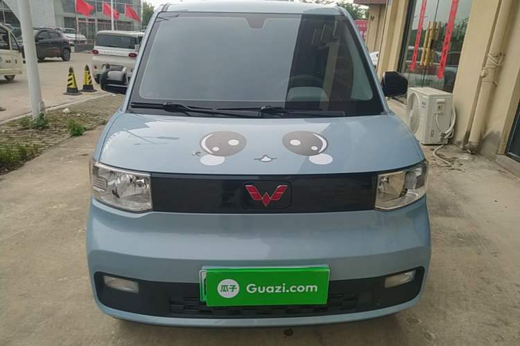 Used Wuling Hongguang MINIEV 2020 Freedom Version Lithium Iron Phosphate Front