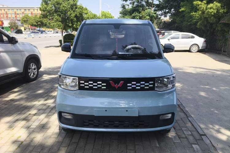 Used Wuling Hongguang MINIEV 2020 Freedom Version Lithium Iron Phosphate Front