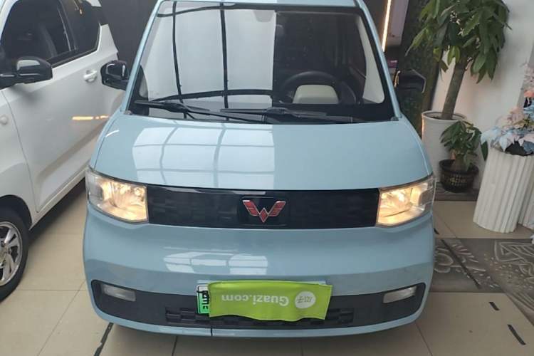 Used Wuling Hongguang MINIEV 2020 Freedom Version Lithium Iron Phosphate Front