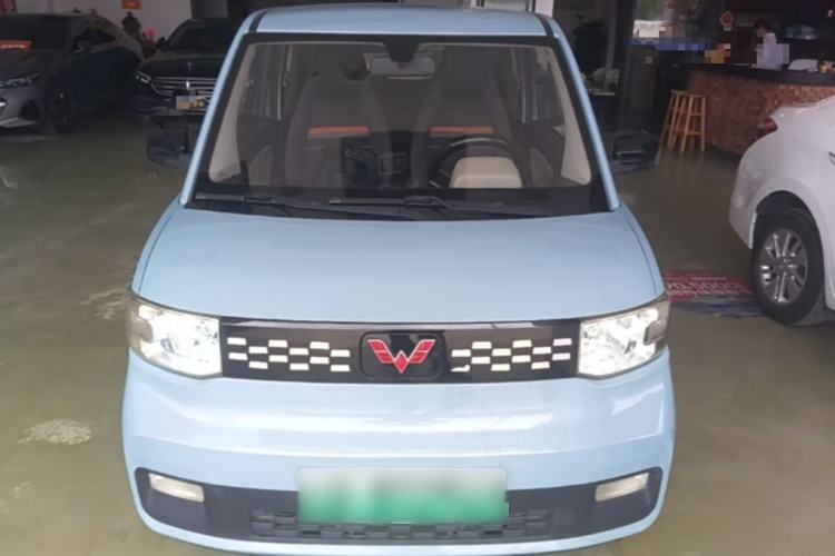 Used Wuling Hongguang MINIEV 2020 Freedom Version Lithium Iron Phosphate Front