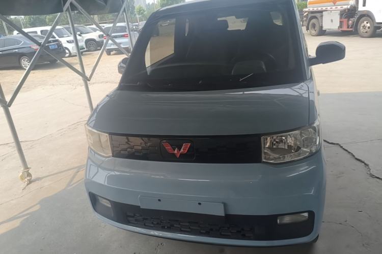 Used Wuling Hongguang MINIEV 2020 Freedom Version Lithium Iron Phosphate Front