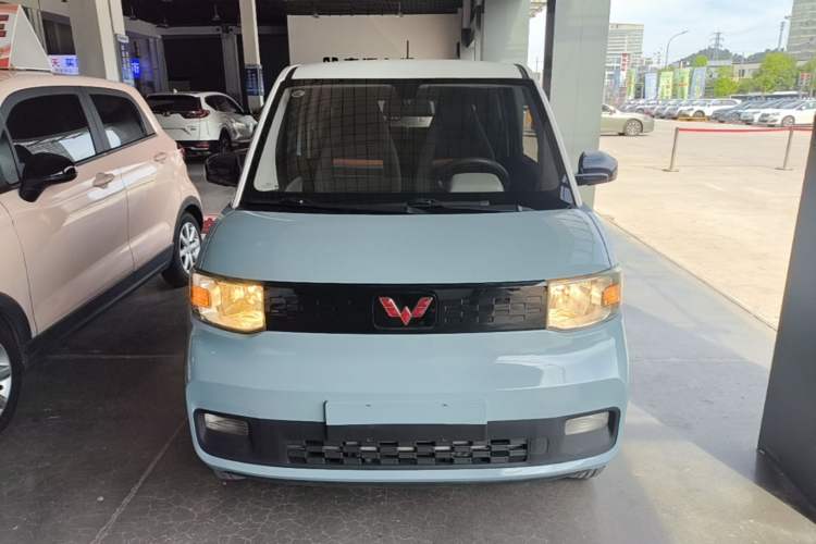 Used Wuling Hongguang MINIEV 2020 Freedom Version Lithium Iron Phosphate Front