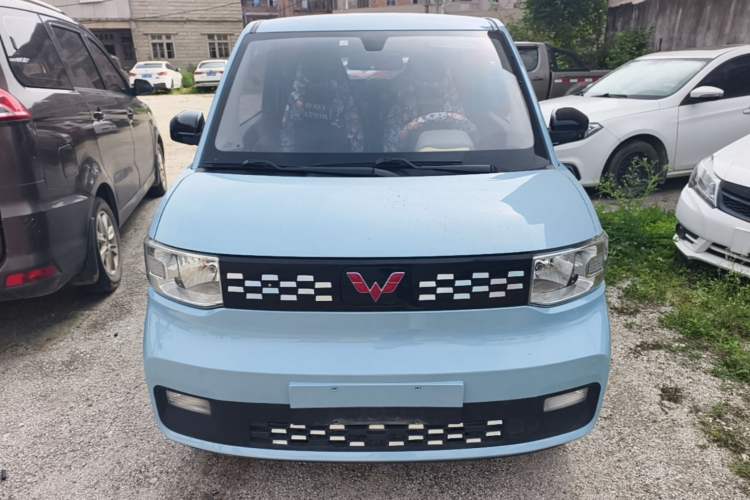 Used Wuling Hongguang MINIEV 2020 Freedom Version Lithium Iron Phosphate Front