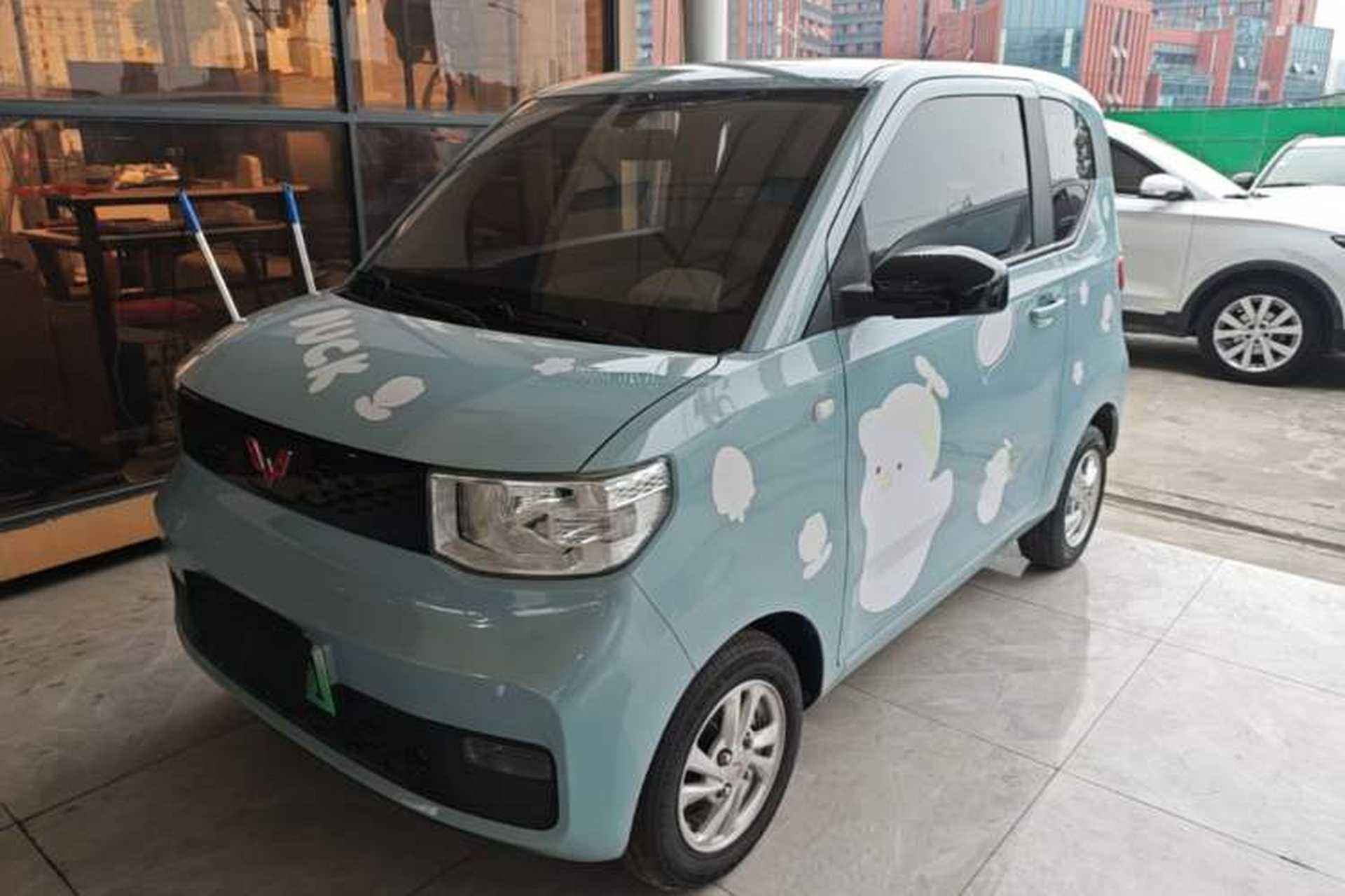 Used Wuling Hongguang MINIEV 2020 Enjoyment Model Lithium Iron Phosphate Front Left 45 Deg