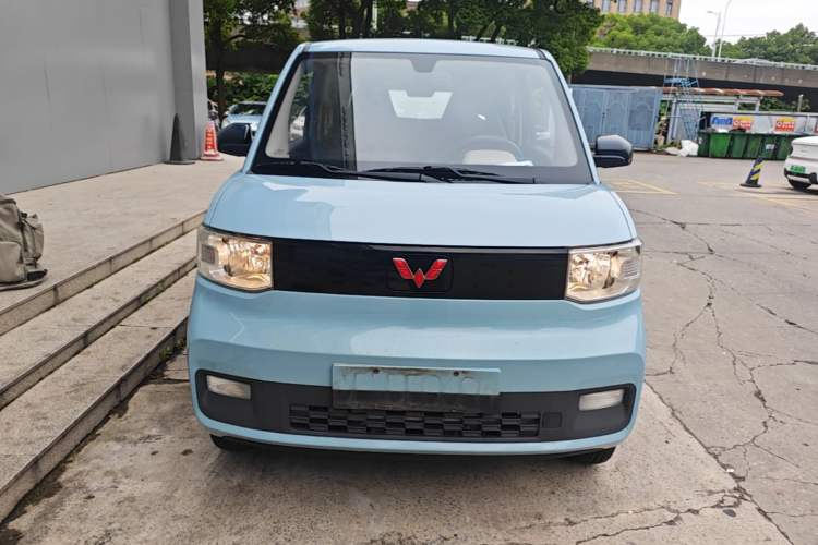 Used Wuling Hongguang MINIEV 2020 Freedom Version Lithium Iron Phosphate Front