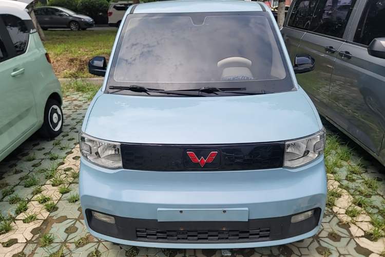 Used Wuling Hongguang MINIEV 2020 Enjoyment Model Lithium Iron Phosphate Front