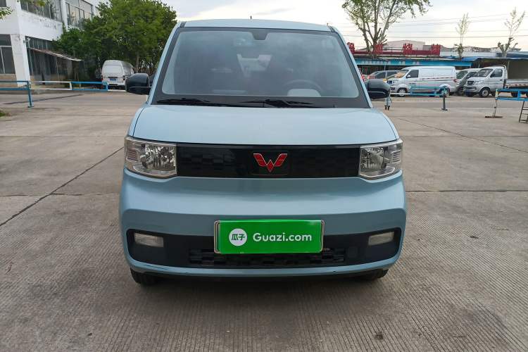 Used Wuling Hongguang MINIEV 2020 Freedom Version Lithium Iron Phosphate Front