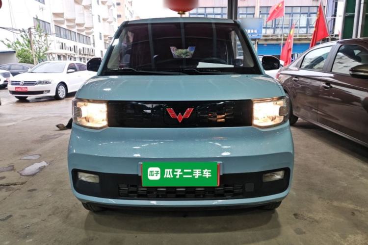 Used Wuling Hongguang MINIEV 2020 Freedom Version Lithium Iron Phosphate Front