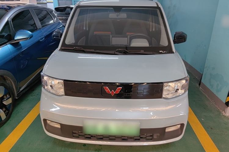 Used Wuling Hongguang MINIEV 2020 Freedom Version Lithium Iron Phosphate Front