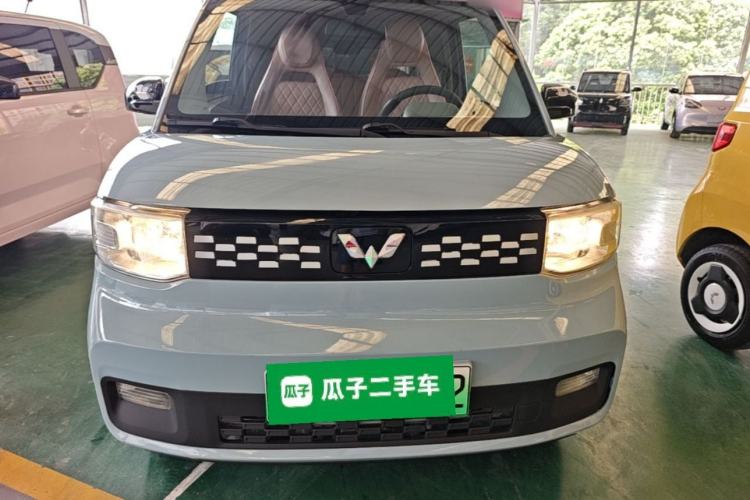 Used Wuling Hongguang MINIEV 2020 Freedom Version Lithium Iron Phosphate Front