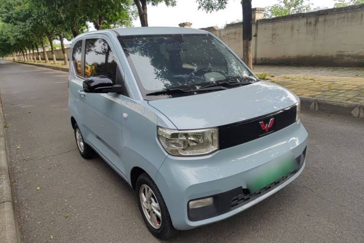 Used Wuling Hongguang MINIEV 2020 Freedom Version Lithium Iron Phosphate Front Right 45 Deg