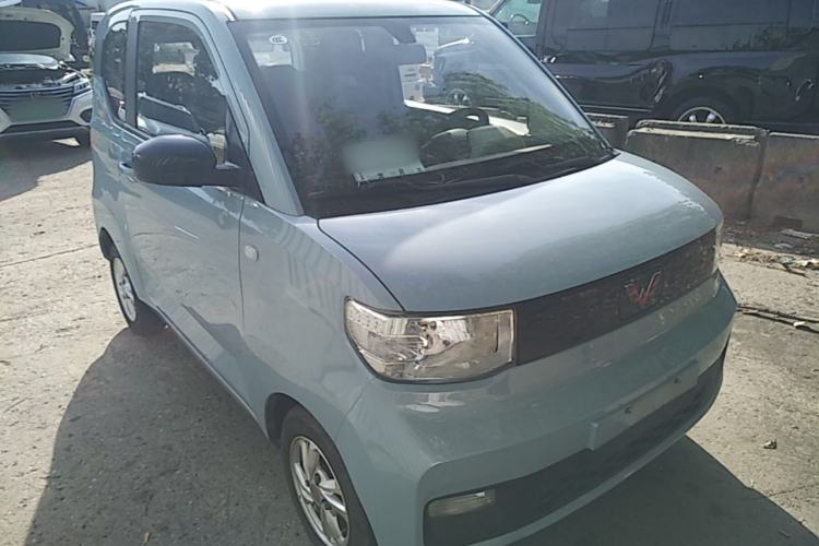Used Wuling Hongguang MINIEV 2020 Enjoyment Model Lithium Iron Phosphate Front Right 45 Deg
