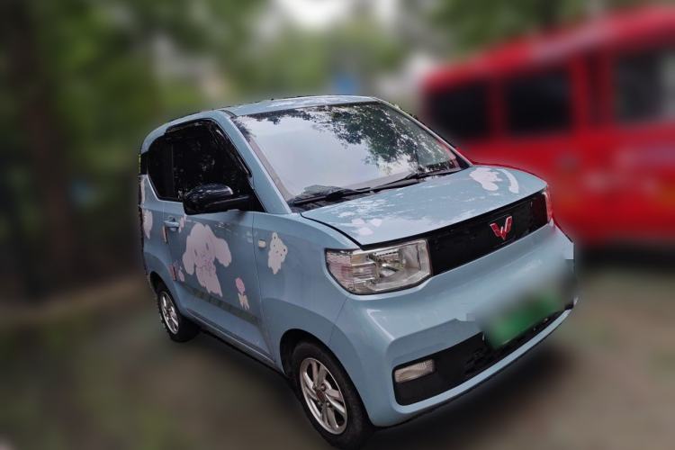 Used Wuling Hongguang MINIEV 2020 Freedom Version Lithium Iron Phosphate Front Right 45 Deg
