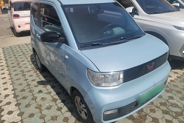 Used Wuling Hongguang MINIEV 2020 Freedom Version Lithium Iron Phosphate Front Right 45 Deg