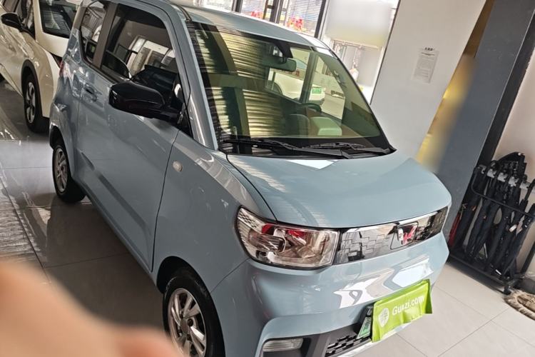 Used Wuling Hongguang MINIEV 2020 Freedom Version Lithium Iron Phosphate Front Right 45 Deg