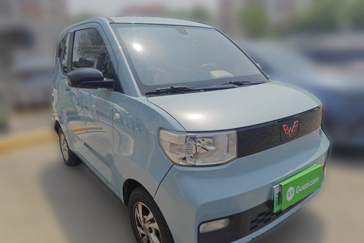 Used Wuling Hongguang MINIEV 2020 Enjoyment Model Lithium Iron Phosphate Front Right 45 Deg
