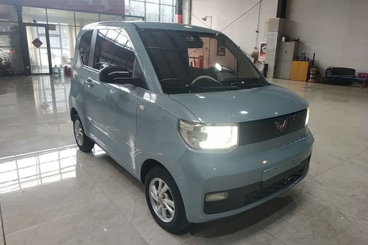 Used Wuling Hongguang MINIEV 2020 Freedom Version Lithium Iron Phosphate Front Right 45 Deg