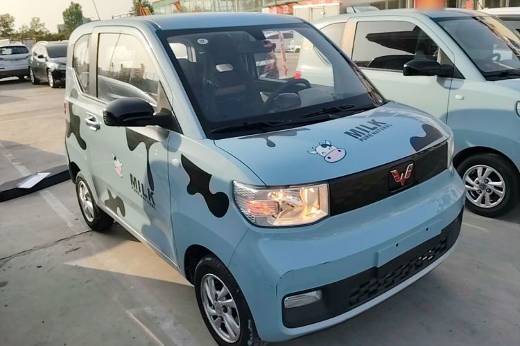Used Wuling Hongguang MINIEV 2020 Freedom Version Lithium Iron Phosphate Front Right 45 Deg