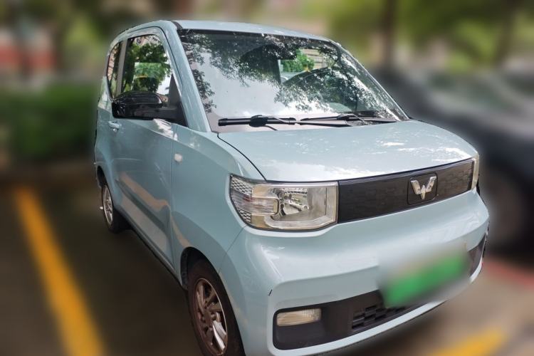 Used Wuling Hongguang MINIEV 2020 Enjoyment Model Lithium Iron Phosphate Front Right 45 Deg
