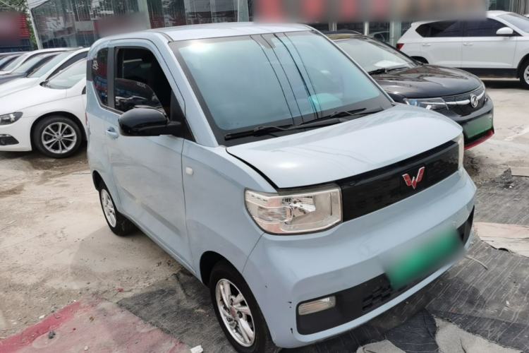 Used Wuling Hongguang MINIEV 2020 Freedom Version Lithium Iron Phosphate Front Right 45 Deg