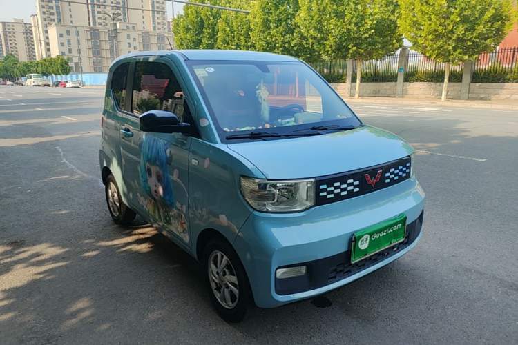Used Wuling Hongguang MINIEV 2020 Enjoyment Model Lithium Iron Phosphate Front Right 45 Deg