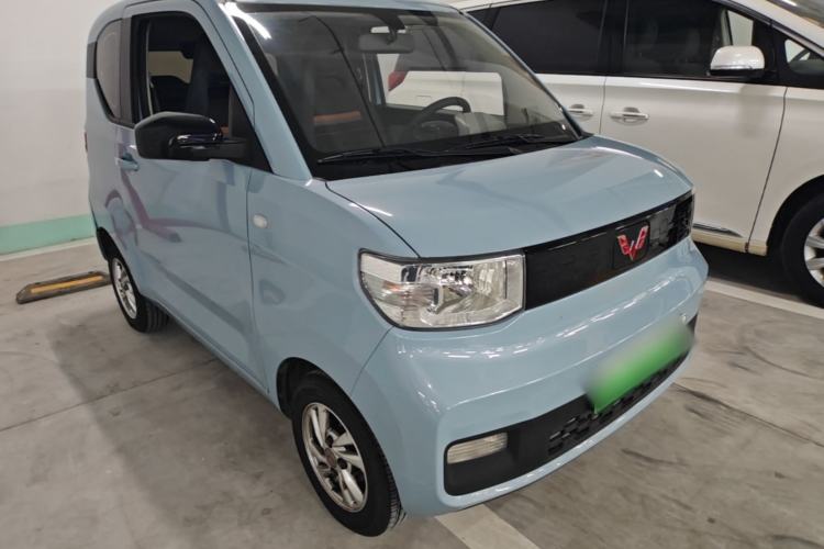 Used Wuling Hongguang MINIEV 2020 Enjoyment Model Lithium Iron Phosphate Front Right 45 Deg