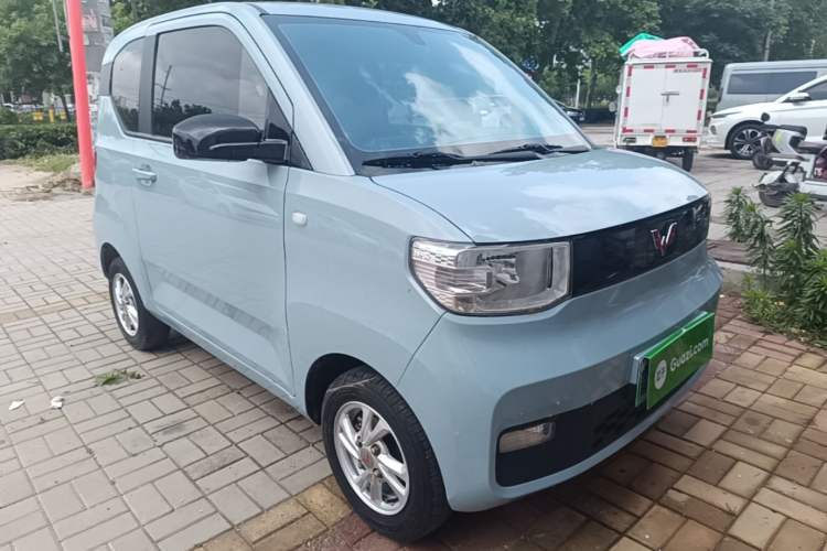 Used Wuling Hongguang MINIEV 2020 Enjoyment Model Lithium Iron Phosphate Front Right 45 Deg
