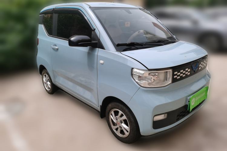 Used Wuling Hongguang MINIEV 2020 Freedom Version Lithium Iron Phosphate Front Right 45 Deg