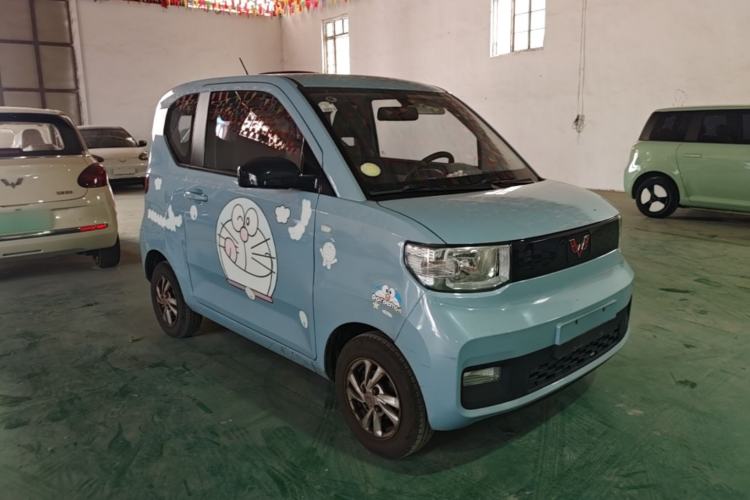 Used Wuling Hongguang MINIEV 2020 Freedom Version Lithium Iron Phosphate Front Right 45 Deg