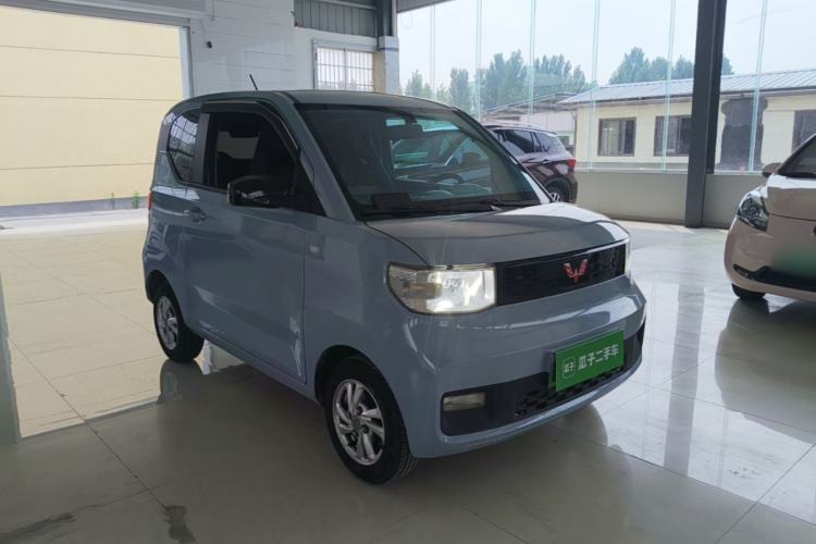 Used Wuling Hongguang MINIEV 2020 Enjoyment Model Lithium Iron Phosphate Front Right 45 Deg