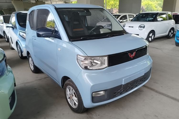 Used Wuling Hongguang MINIEV 2020 Freedom Version Lithium Iron Phosphate Front Right 45 Deg