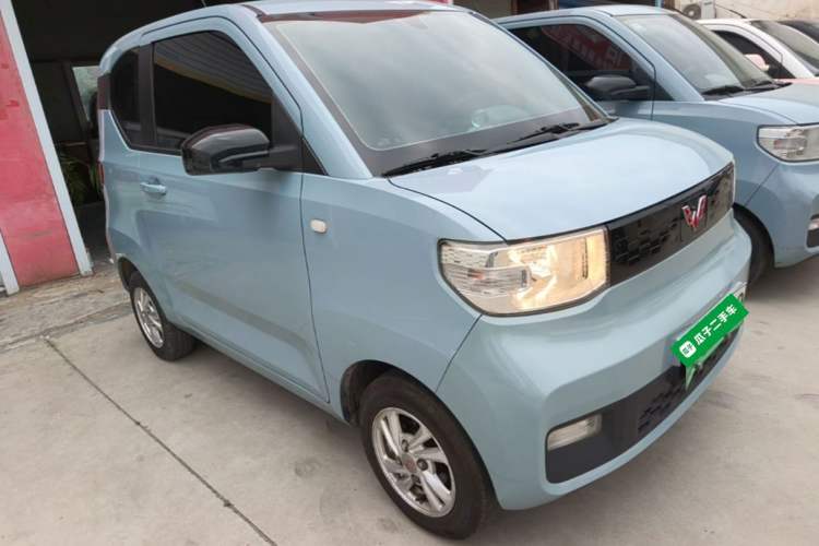 Used Wuling Hongguang MINIEV 2020 Freedom Version Lithium Iron Phosphate Front Right 45 Deg