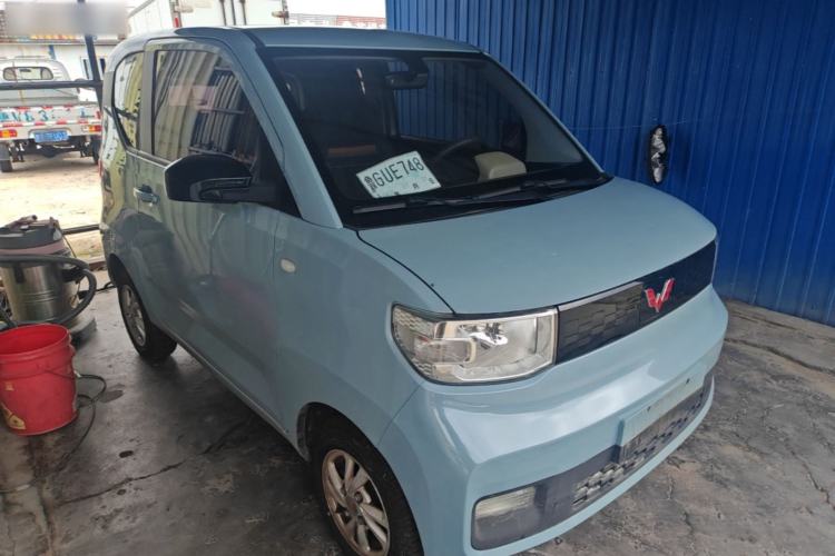 Used Wuling Hongguang MINIEV 2020 Easy Version Lithium-Ion Battery Front Right 45 Deg