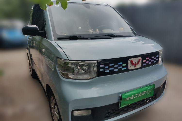 Used Wuling Hongguang MINIEV 2020 Freedom Version Lithium Iron Phosphate Front Right 45 Deg
