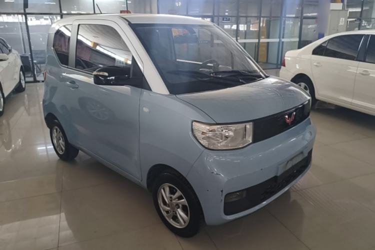 Used Wuling Hongguang MINIEV 2020 Enjoyment Model Lithium Iron Phosphate Front Right 45 Deg