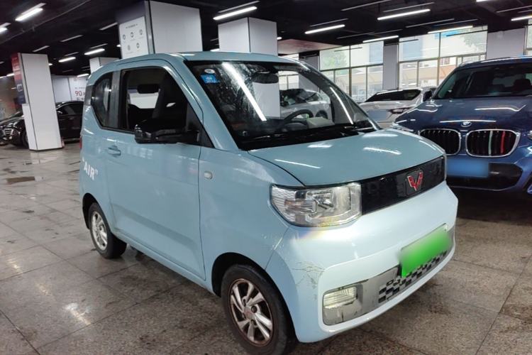Used Wuling Hongguang MINIEV 2020 Freedom Version Lithium Iron Phosphate Front Right 45 Deg