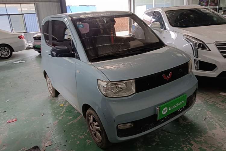 Used Wuling Hongguang MINIEV 2020 Zizai Version Lithium-NMC Front Right 45 Deg