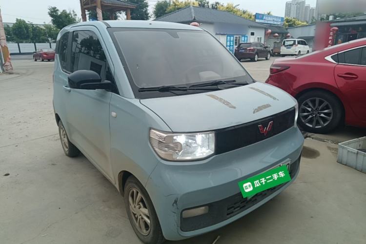 Used Wuling Hongguang MINIEV 2020 Enjoyment Model Lithium Iron Phosphate Front Right 45 Deg