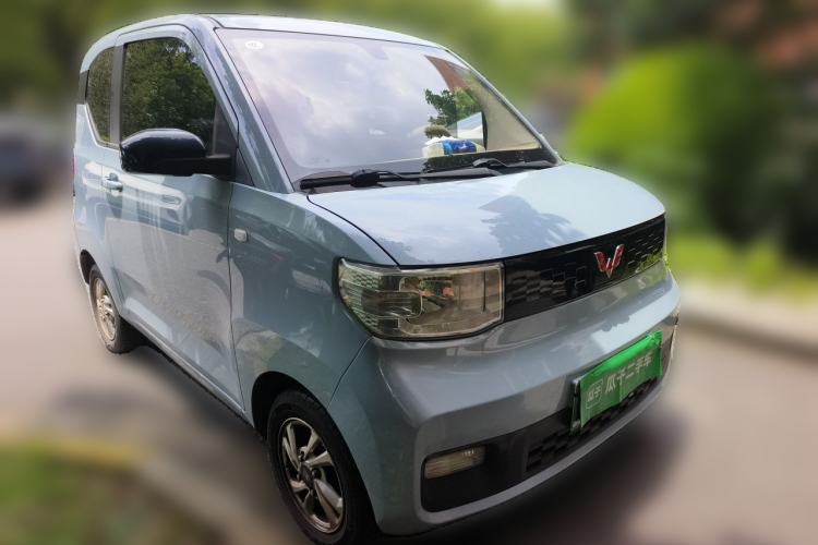 Used Wuling Hongguang MINIEV 2020 Enjoyment Model Lithium Iron Phosphate Front Right 45 Deg