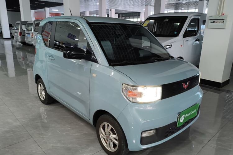 Used Wuling Hongguang MINIEV 2020 Freedom Version Lithium Iron Phosphate Front Right 45 Deg