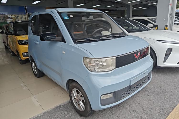 Used Wuling Hongguang MINIEV 2020 Freedom Version Lithium Iron Phosphate Front Right 45 Deg