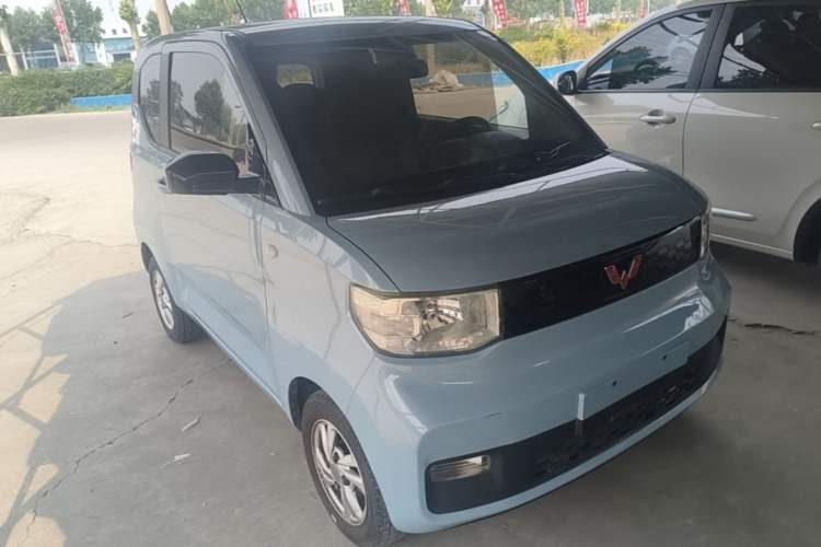 Used Wuling Hongguang MINIEV 2020 Freedom Version Lithium Iron Phosphate Front Right 45 Deg