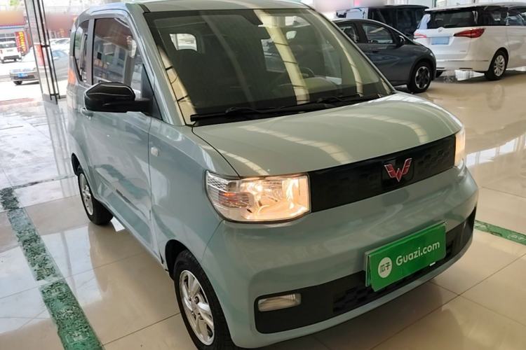 Used Wuling Hongguang MINIEV 2020 Enjoyment Model Lithium Iron Phosphate Front Right 45 Deg