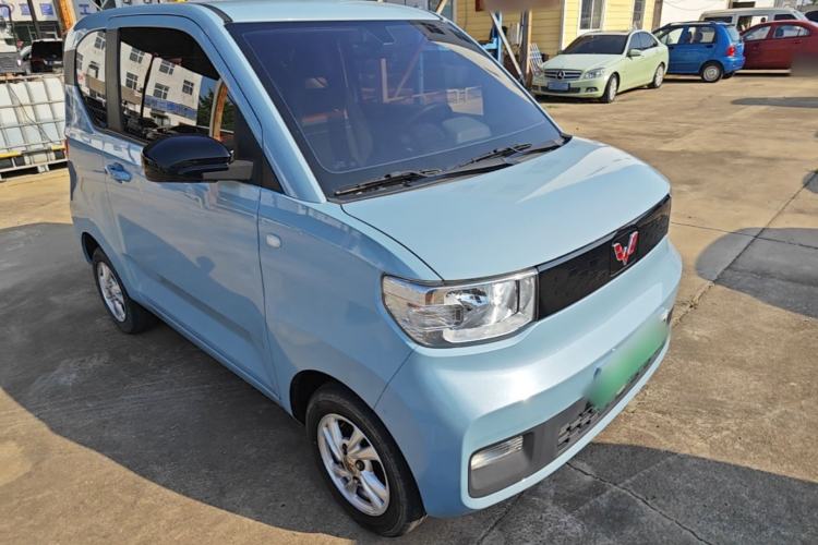 Used Wuling Hongguang MINIEV 2020 Lite Version Lithium Iron Phosphate Front Right 45 Deg