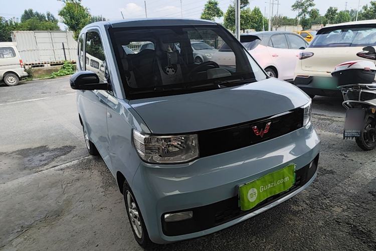 Used Wuling Hongguang MINIEV 2020 Enjoyment Model Lithium Iron Phosphate Front Right 45 Deg