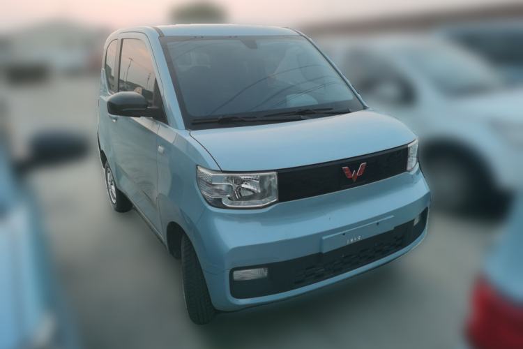Used Wuling Hongguang MINIEV 2020 Easy Version Lithium-Ion Battery Front Right 45 Deg