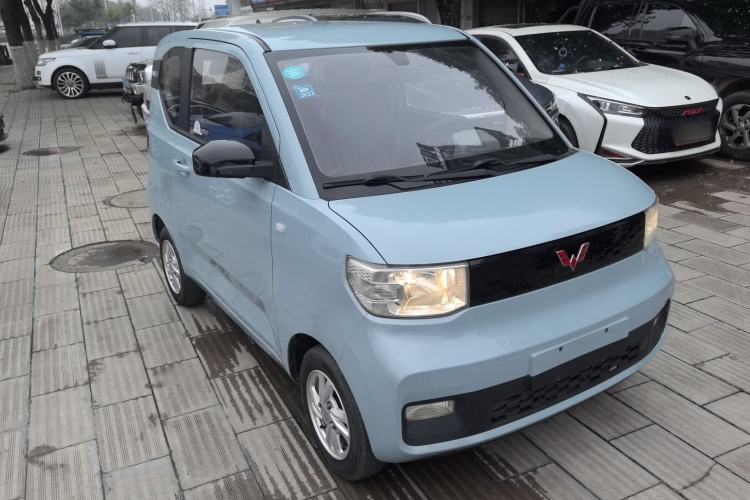 Used Wuling Hongguang MINIEV 2020 Freedom Version Lithium Iron Phosphate Front Right 45 Deg