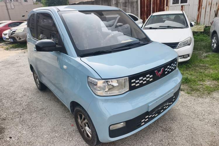 Used Wuling Hongguang MINIEV 2020 Freedom Version Lithium Iron Phosphate Front Right 45 Deg