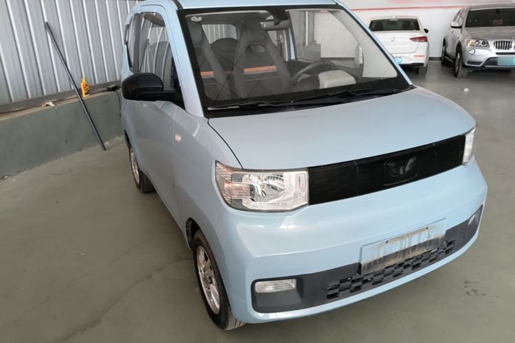 Used Wuling Hongguang MINIEV 2020 Enjoyment Model Lithium Iron Phosphate Front Right 45 Deg