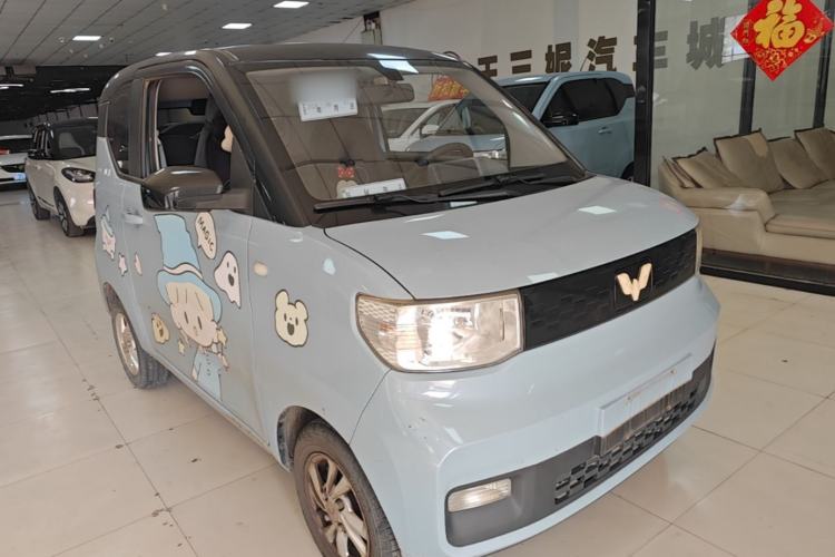 Used Wuling Hongguang MINIEV 2020 Enjoyment Model Lithium Iron Phosphate Front Right 45 Deg